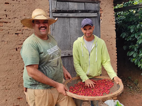 Brazil Valter Dias – Sitio Cafundo Natural